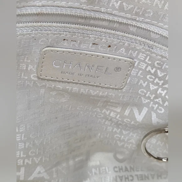 Chanel Large Quilter Stitch Caviar Leather HandBag from the mid-90s, - Picture 14 of 16